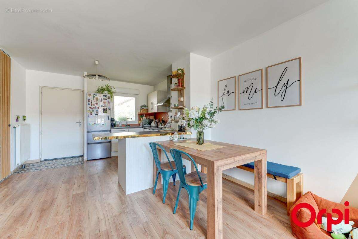 Appartement à LYON-9E