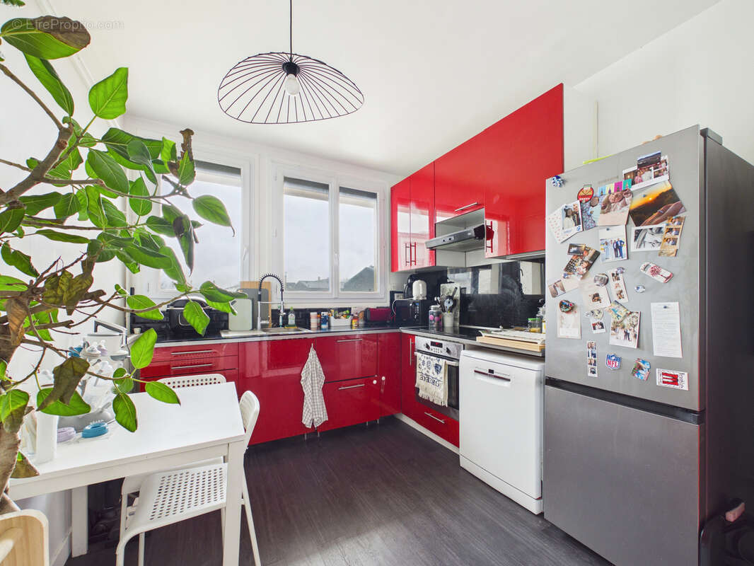 Appartement à SARTROUVILLE