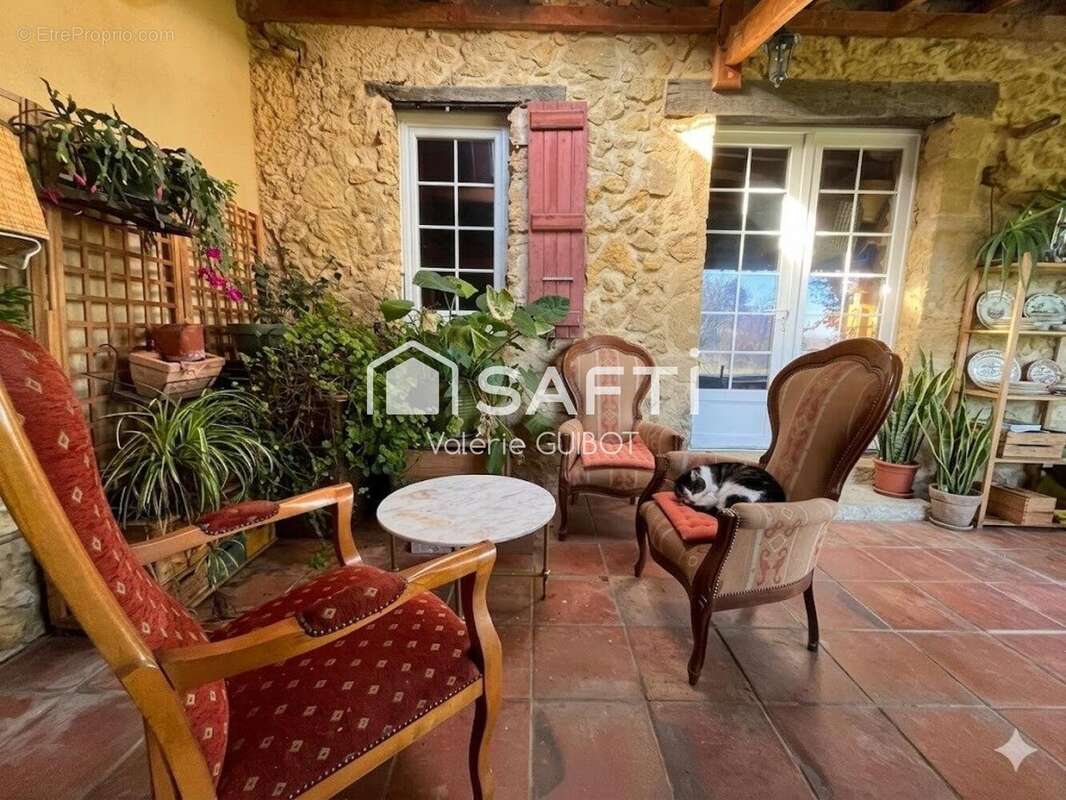 Maison 500 m² à Monlezun  - photo 4