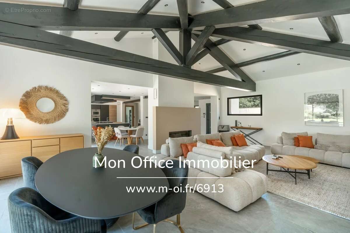 Référence : 6913-NFI - Villa 5 pièces + piscine au calme - photo 5