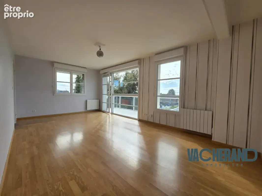 Appartement 3 pièces 72 m² à vendre à Bailleul (59270) - photo 2