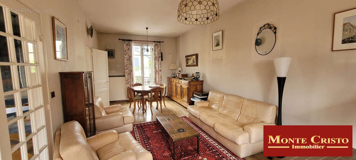 Maison à ROCQUENCOURT