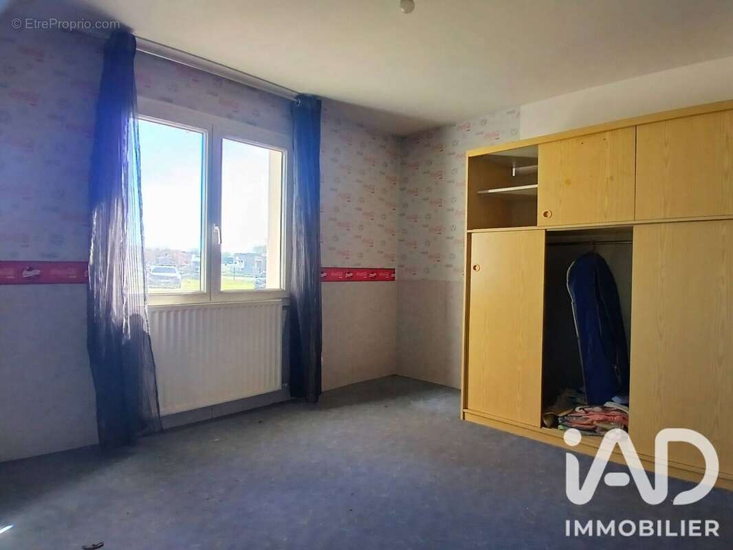 Maison 118 m² à Maulevrier  - photo 4