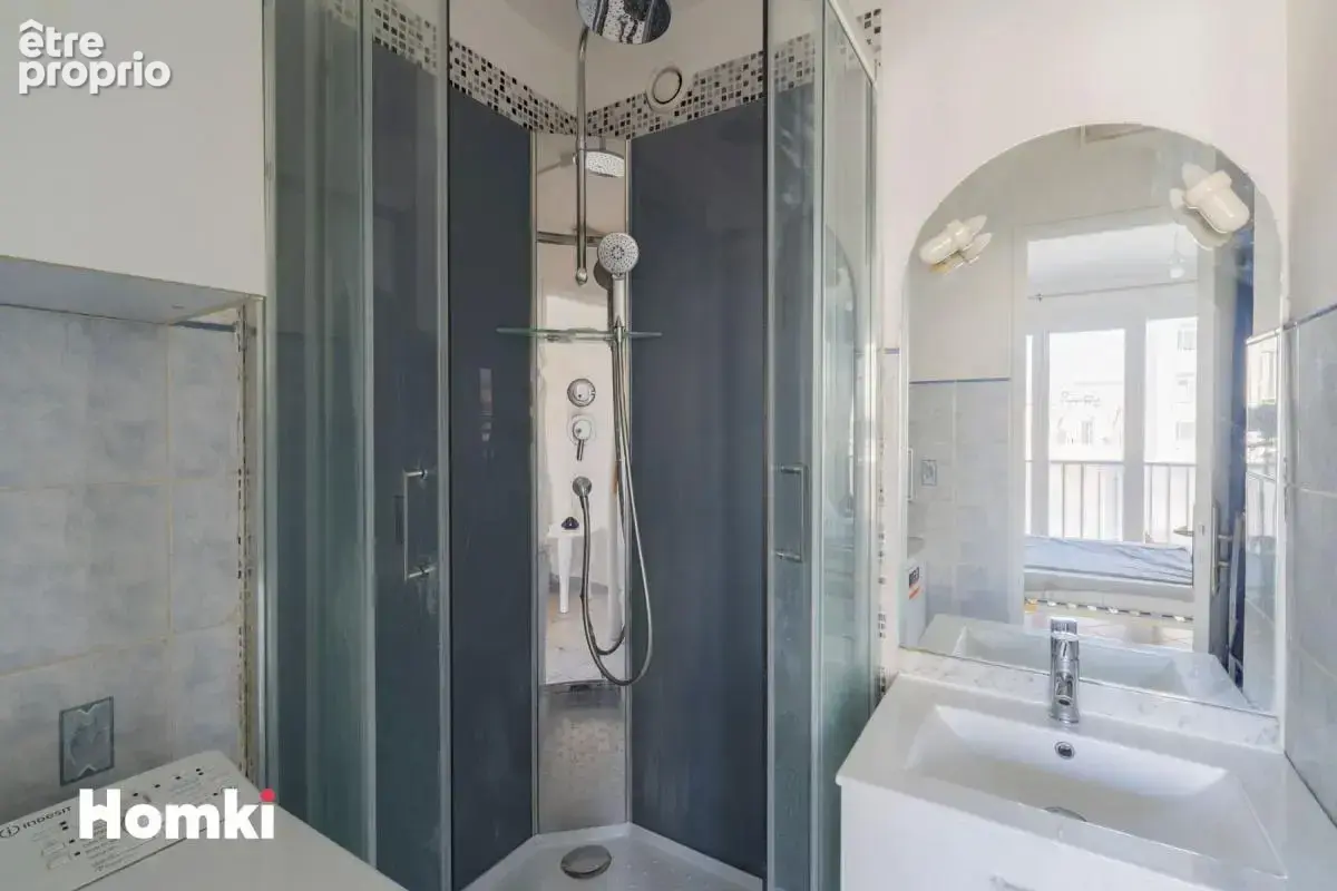 Appartement T2 de 25 m² à Marseille 13007, Rue Rigord - photo 8