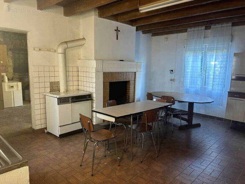 Maison à MOULIETS-ET-VILLEMARTIN