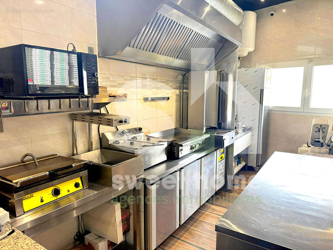 Commerce à ROCBARON