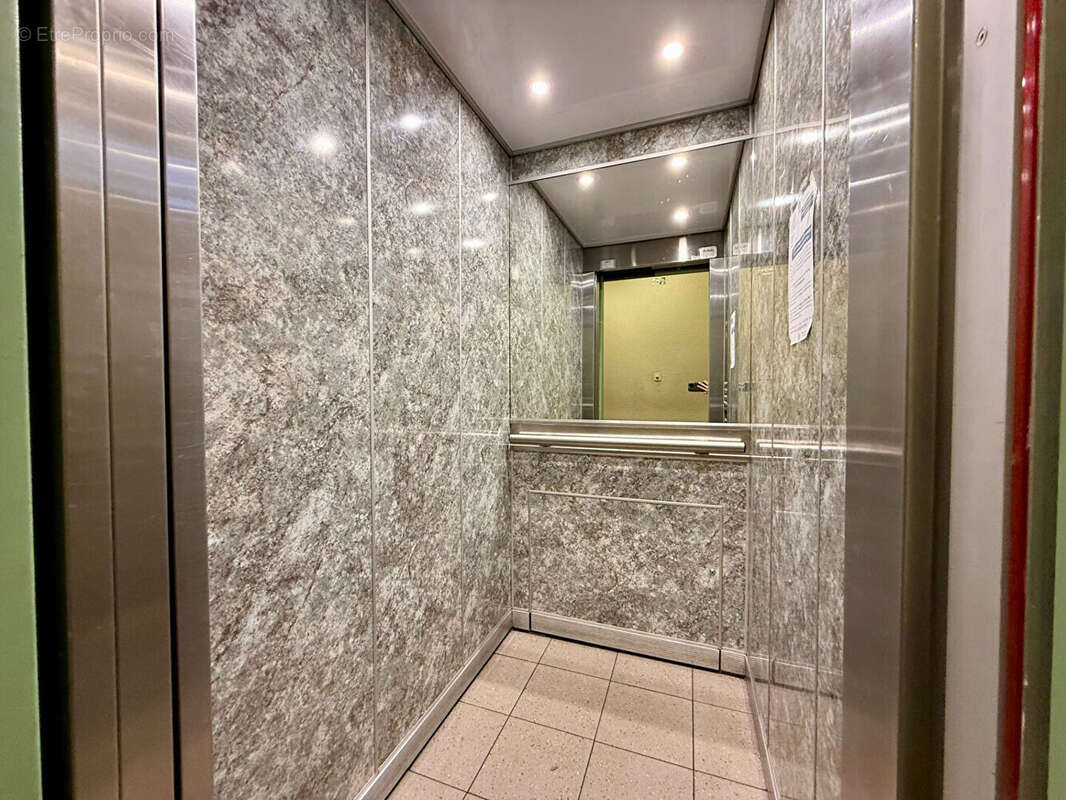 Appartement à LYON-8E