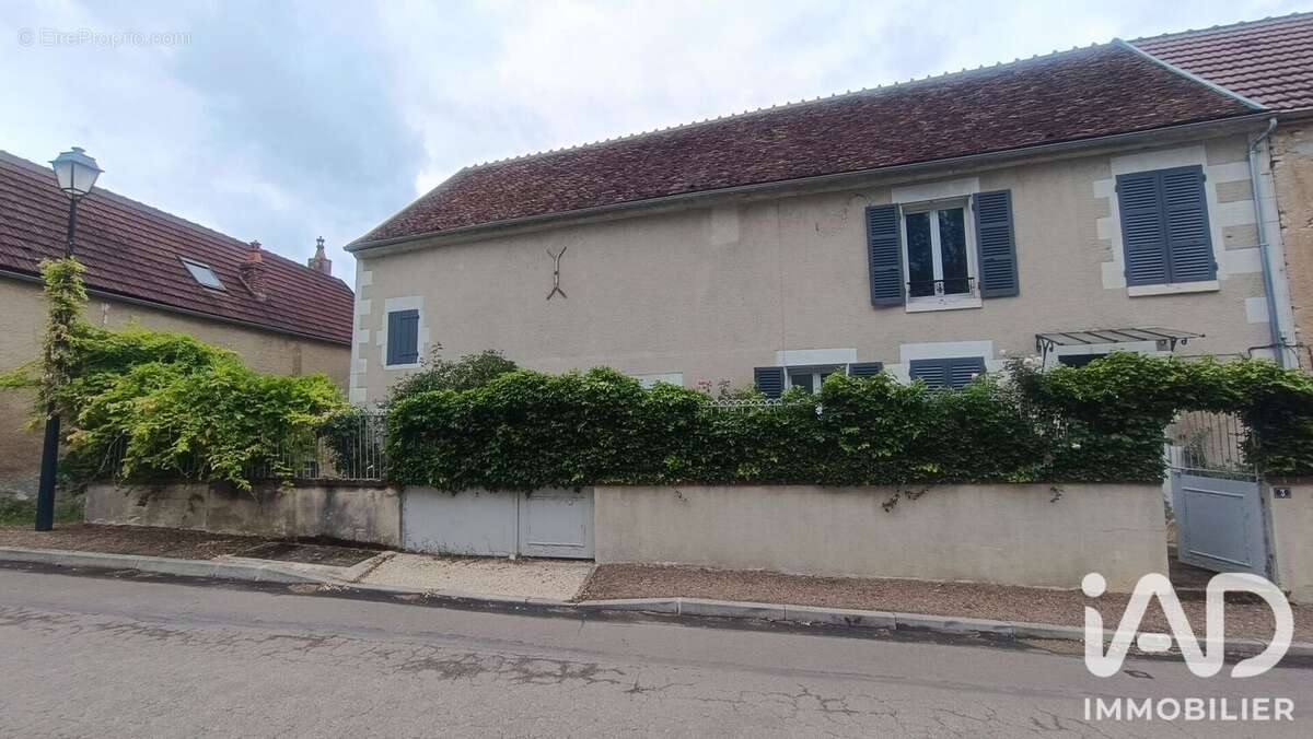 Maison 85 m² à Mailly-La-Ville  - photo 6