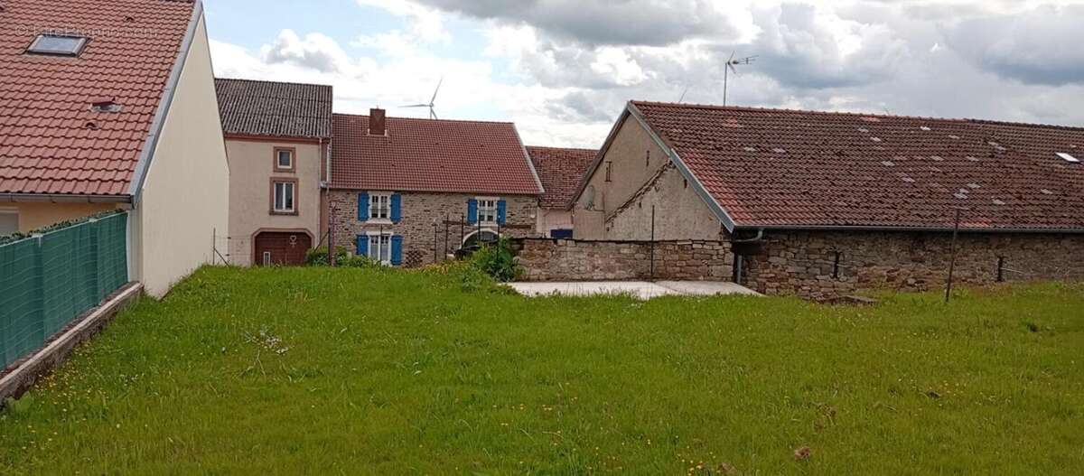 Maison mitoyenne .gruey-les-surance (88240) - photo 3