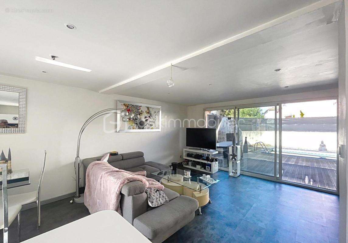Villa 3 chambres avec piscine à hyères - photo 4