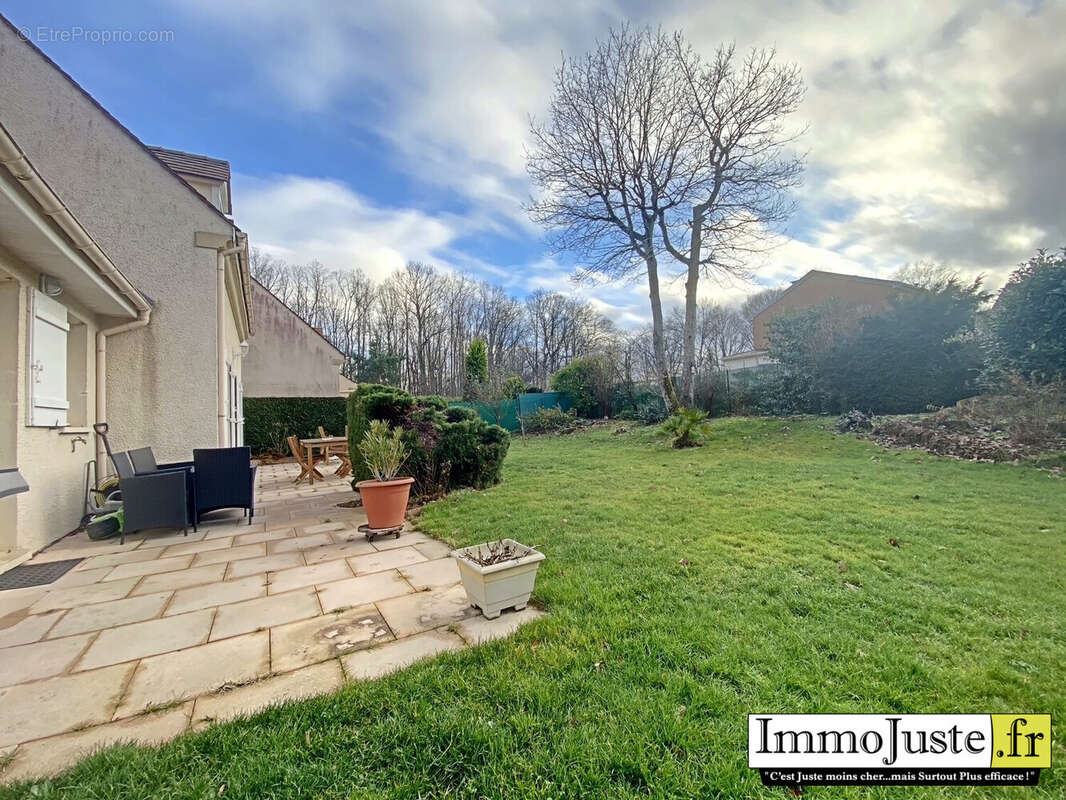 Maison 148 m² à Montfort-L'amaury  - photo 3