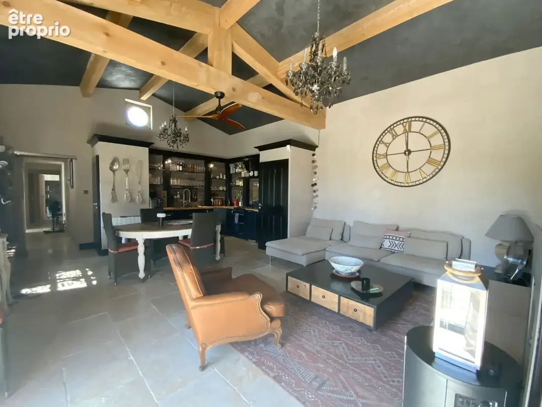 Villa de plain de pied de 155 m2 avec piscine. - photo 17