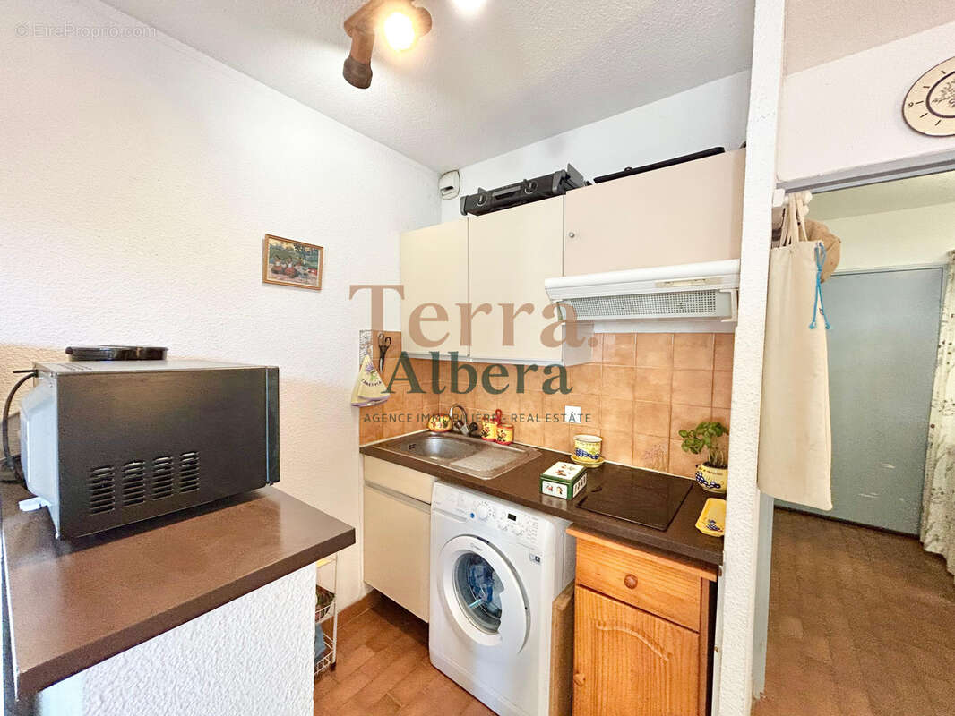 Canet port   studio cabine - terrasse de 17 m2 - photo 8