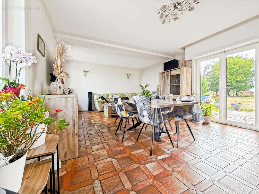 Maison à LA GORGUE