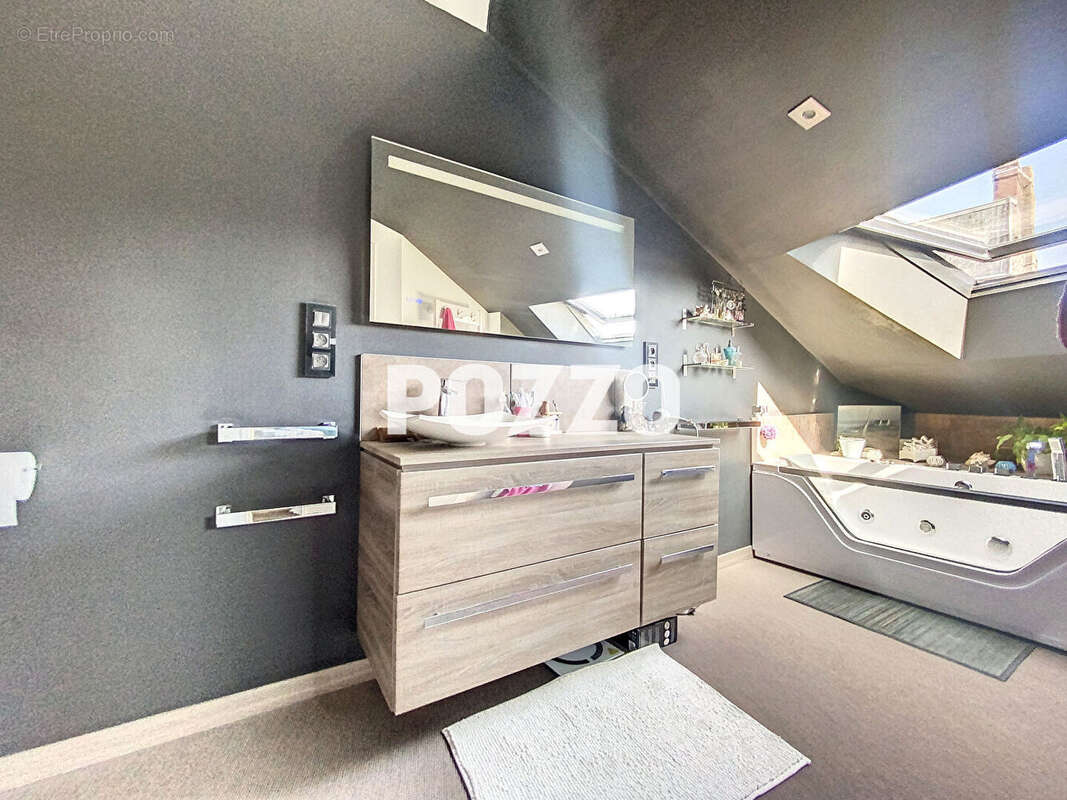 Maison T5 (138 m²) à vendre à GRANVILLE - photo 11