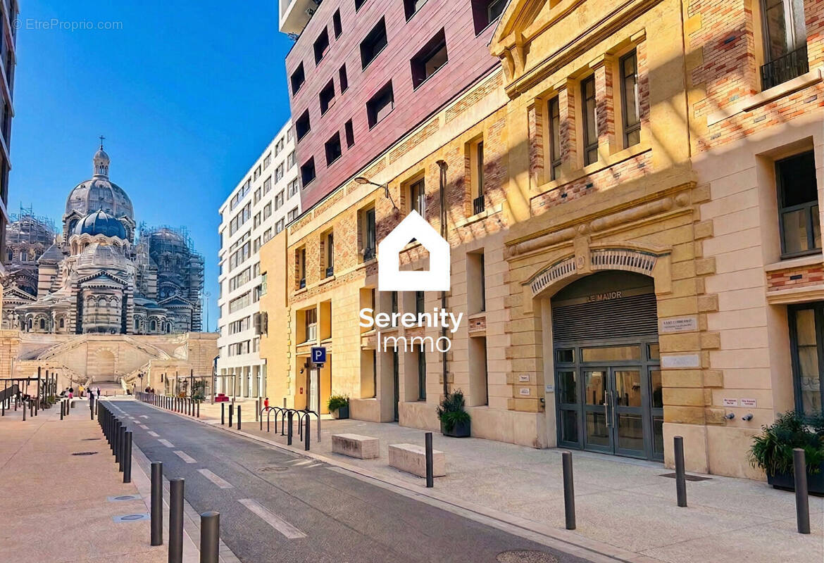 Appartement à MARSEILLE-2E