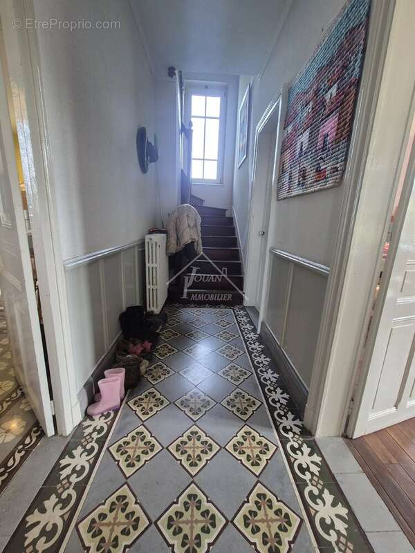 Maison à LALIZOLLE