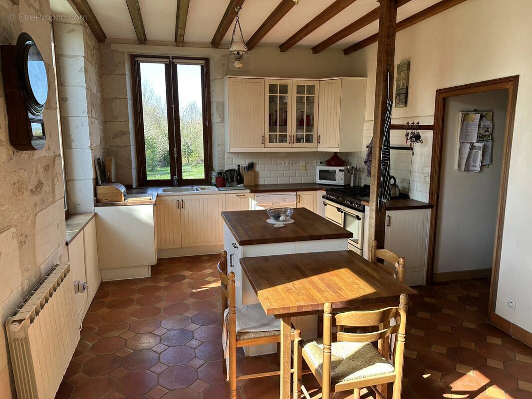 Maison à SAINT-FORT-SUR-GIRONDE
