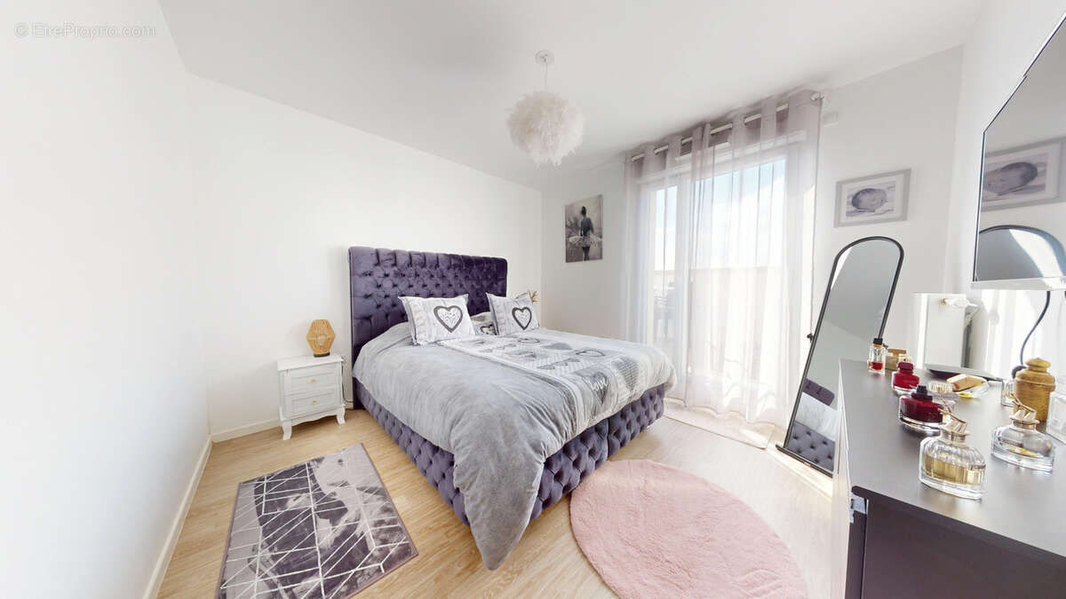 Appartement à SARTROUVILLE