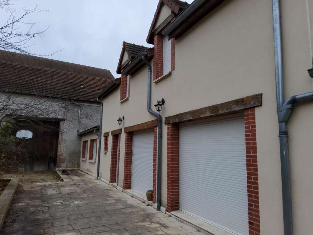 Maison 430 m² à Chouilly  - photo 5