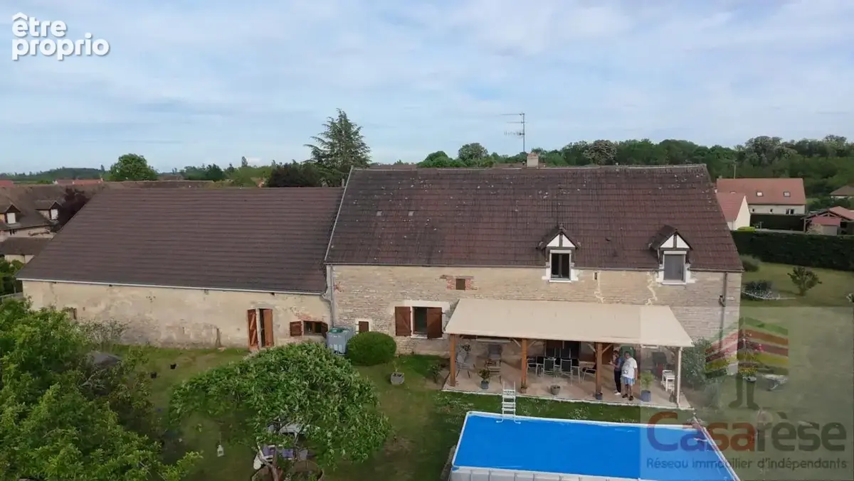 Maison 205 m² à Merceuil  - photo 5