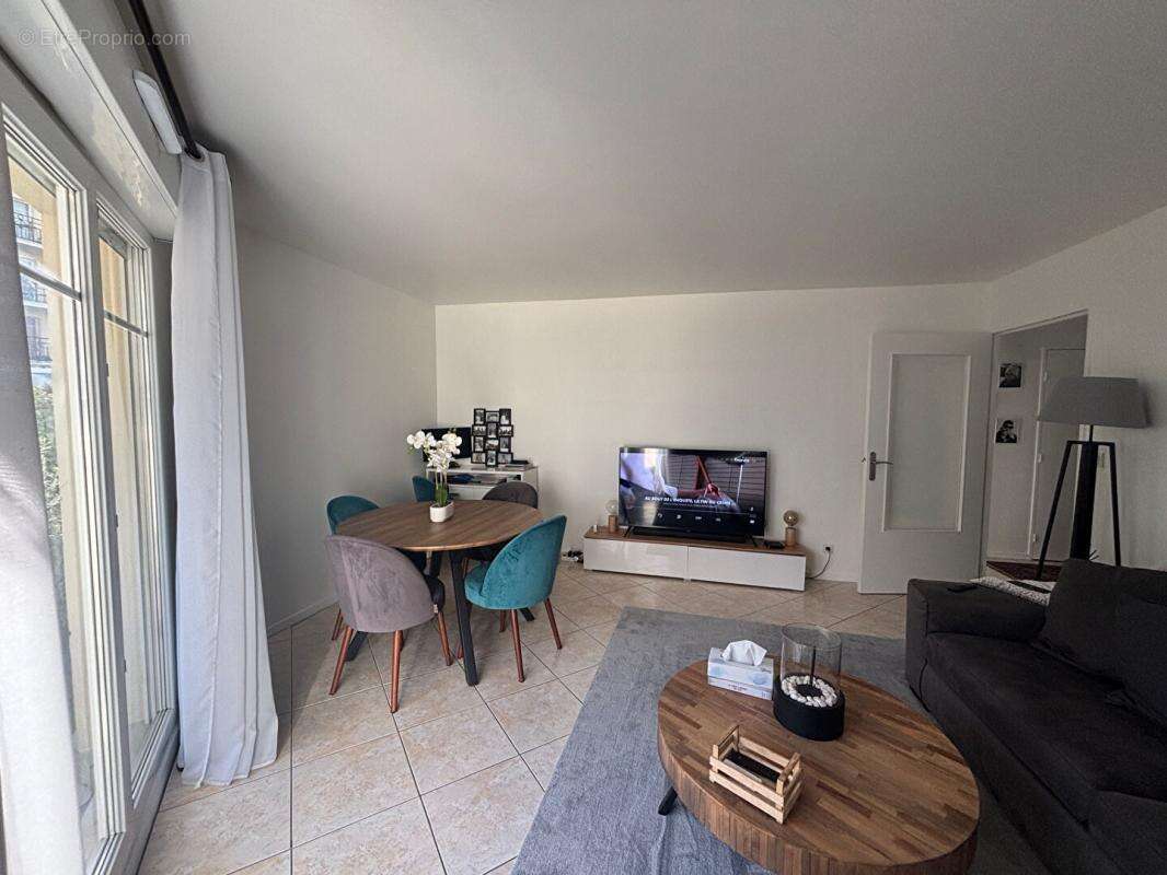 Appartement à BONDY