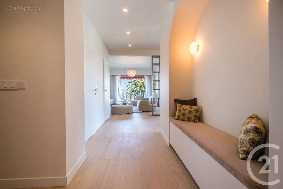 Appartement 101 m² à Nice  - photo 12