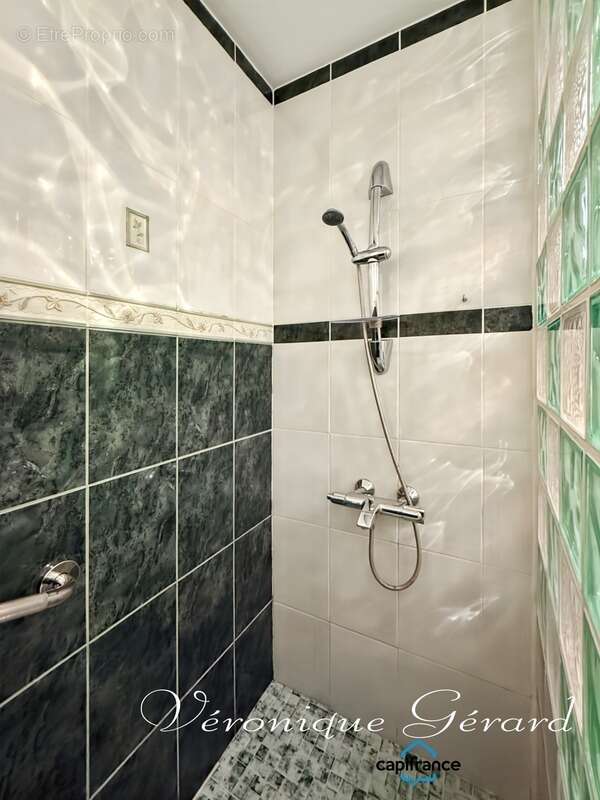 Maison à MOULIN-NEUF