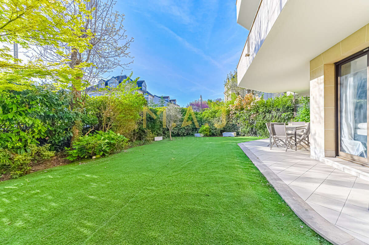 Appartement à LE PERREUX-SUR-MARNE