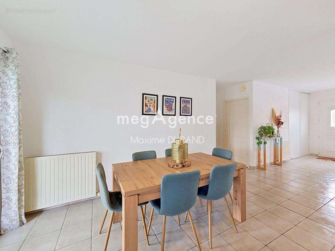 Maison à LA ROMAGNE