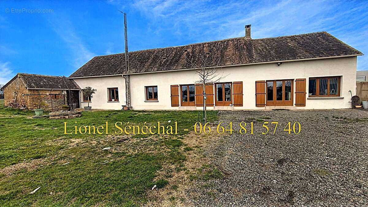 Maison à SAVIGNE-L'EVEQUE