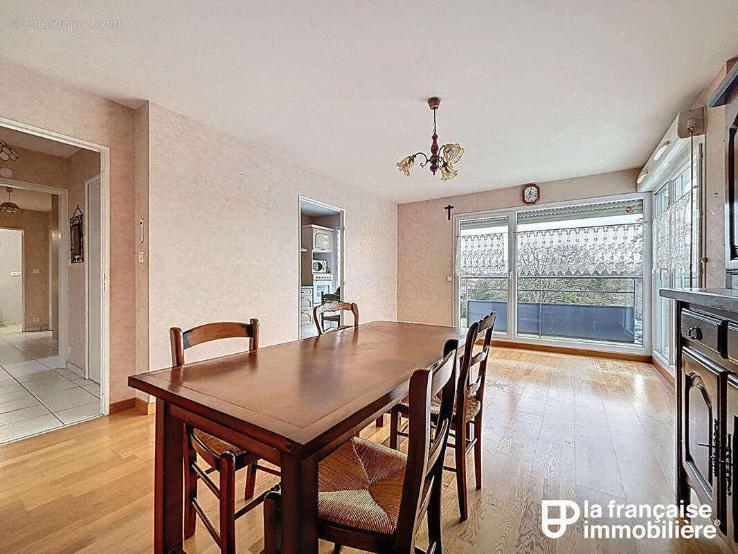 Appartement à MORDELLES