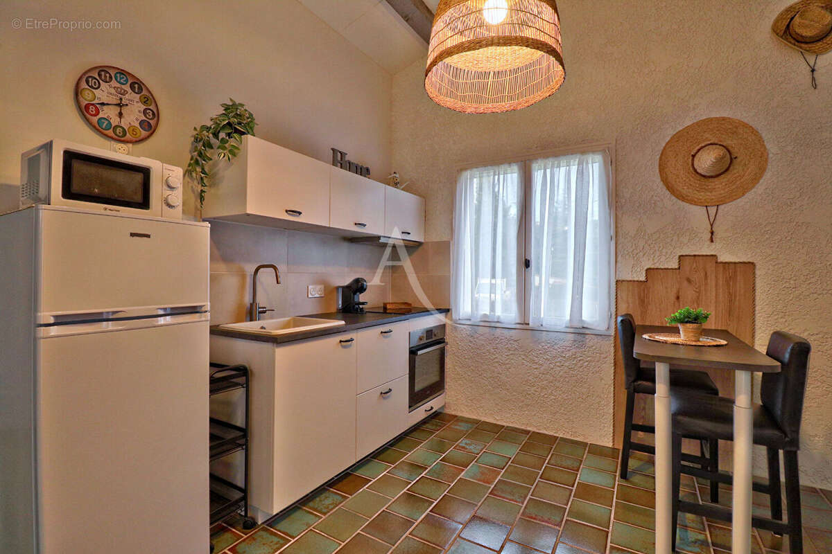 Maison à GREOUX-LES-BAINS