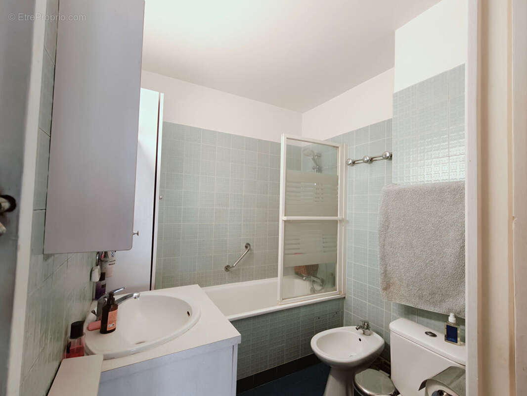 Appartement à PARIS-12E