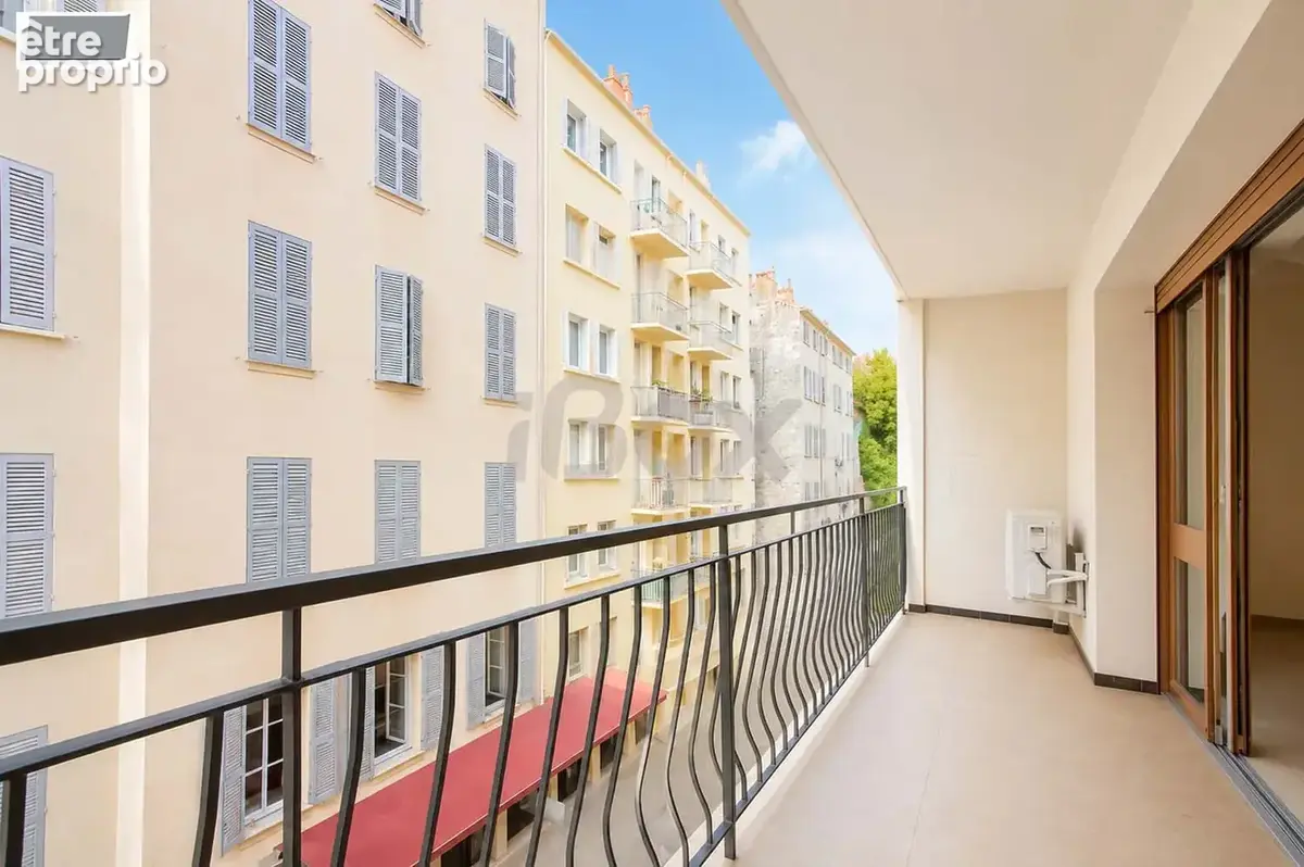 Haute Ville - Studio avec terrasse - Ascenseur - photo 2