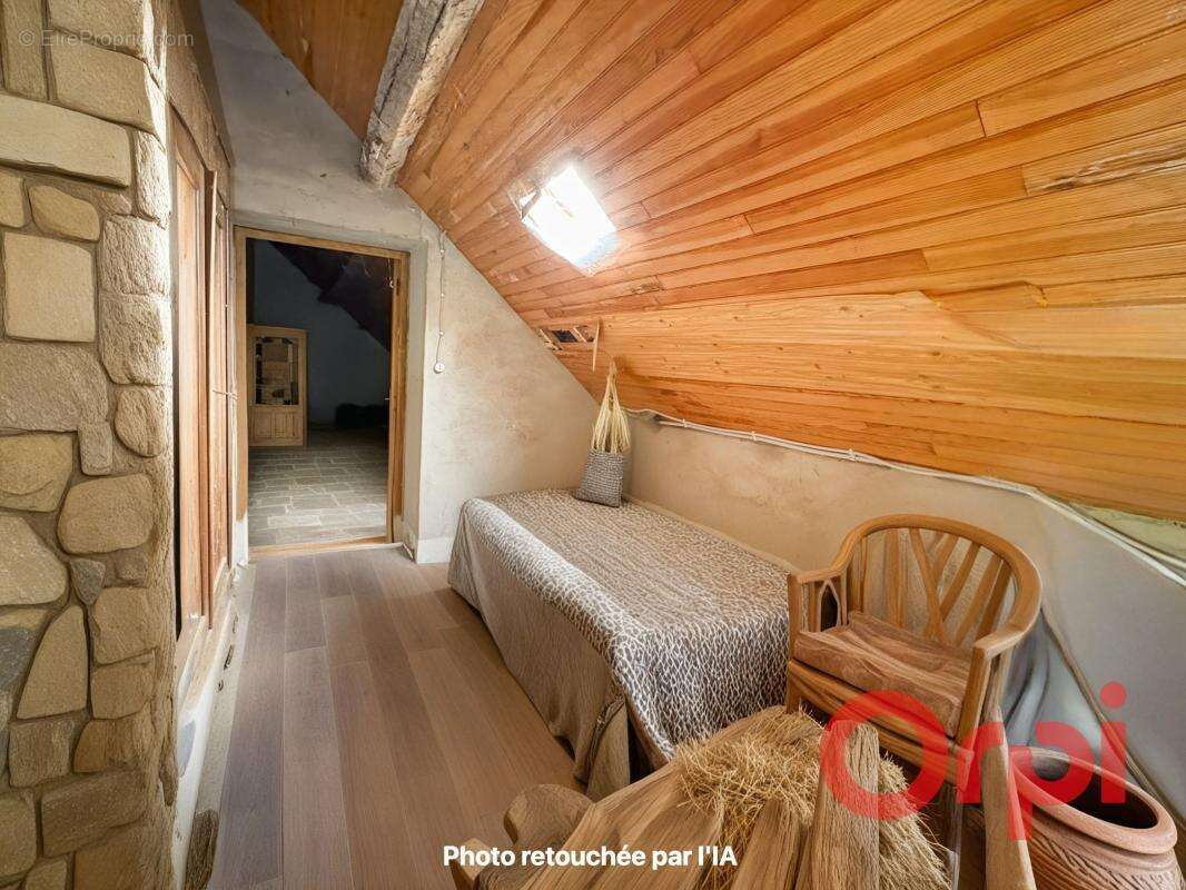 Maison à UZAY-LE-VENON