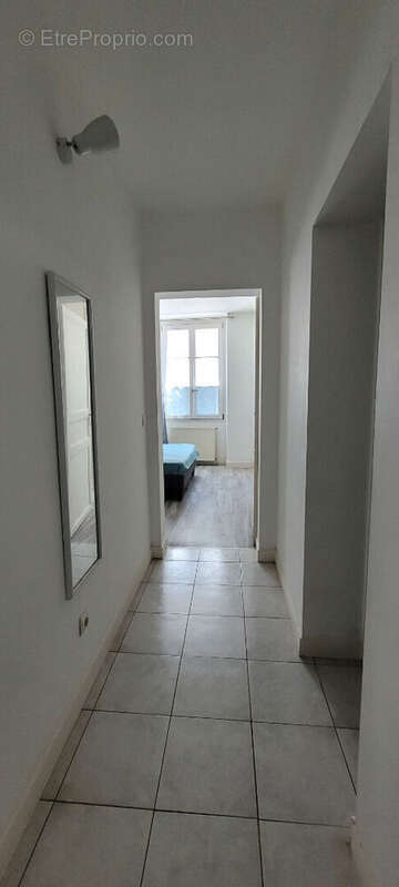 Appartement Saintes et local commercial 78m² - photo 9