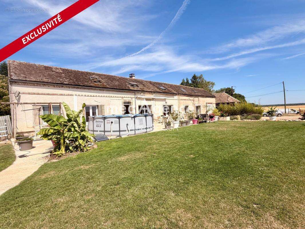 Superbe longère de caractère – 167 m² – Terrain de 4 580 - photo 5