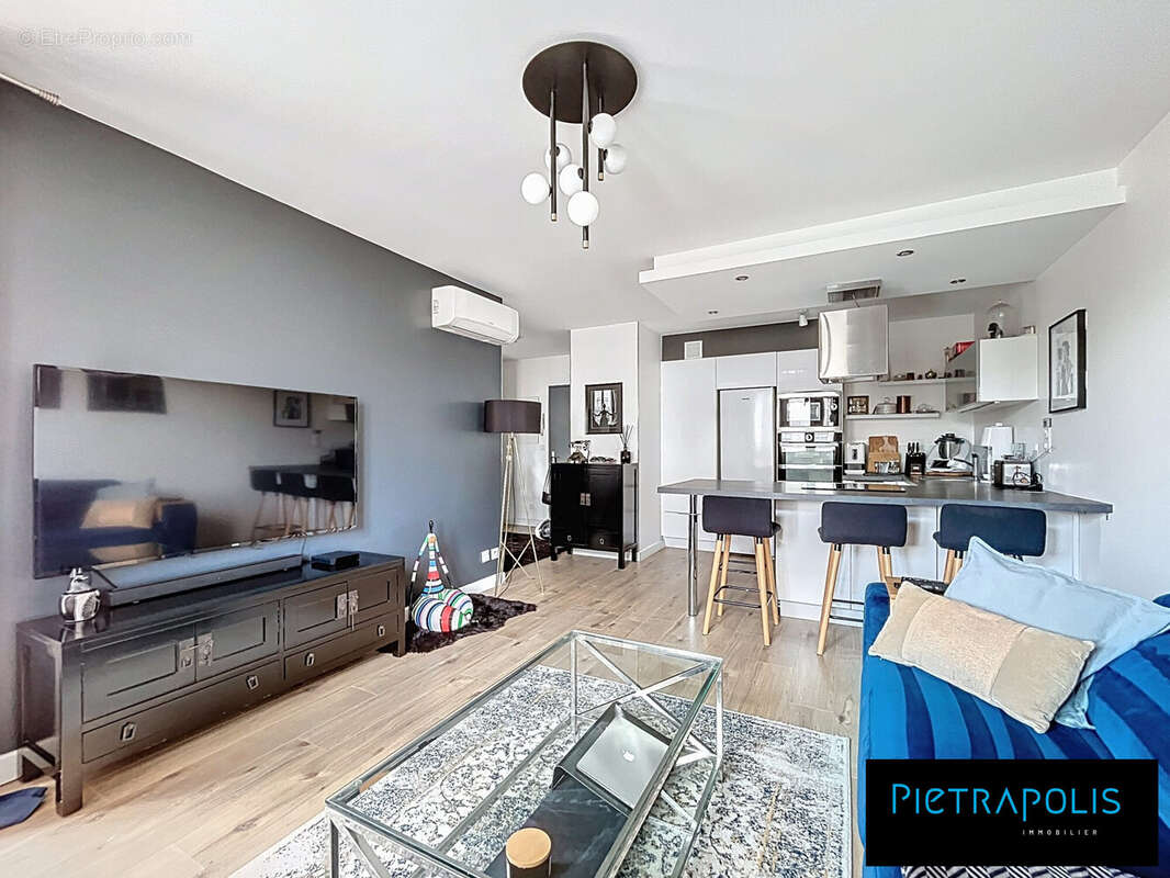 Appartement 45 m² à Tassin-La-Demi-Lune  - photo 2