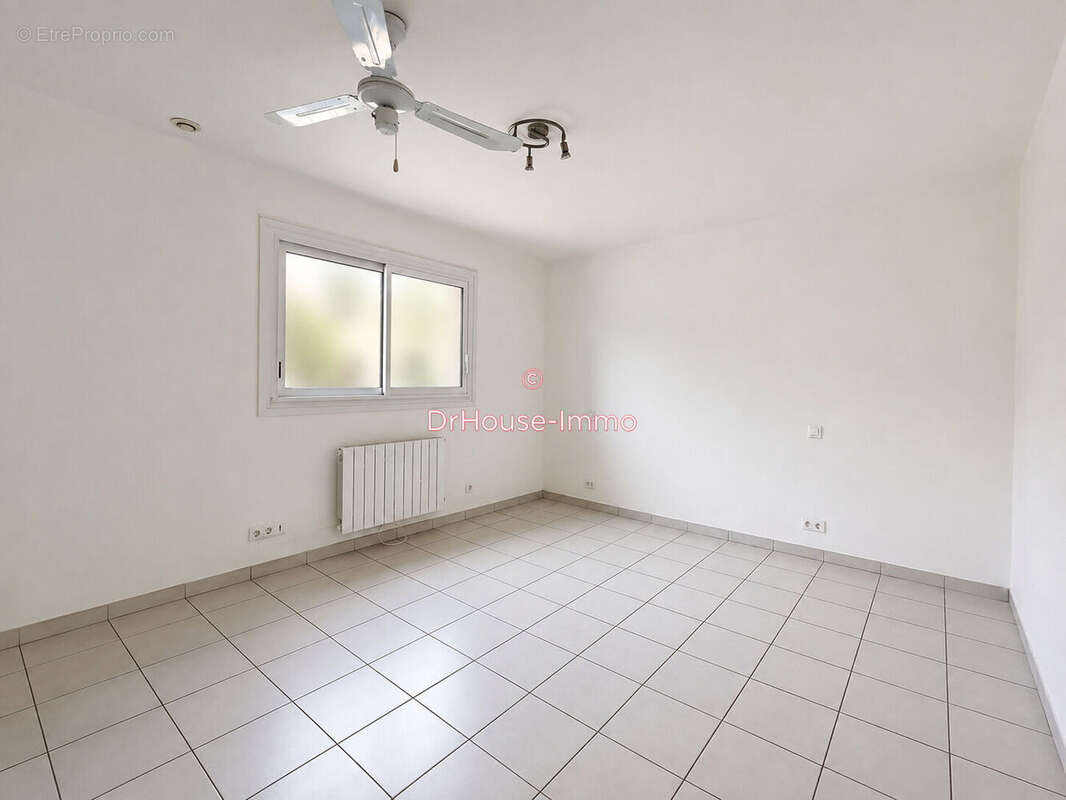 Maison 86 m² à Bergerac  - photo 5