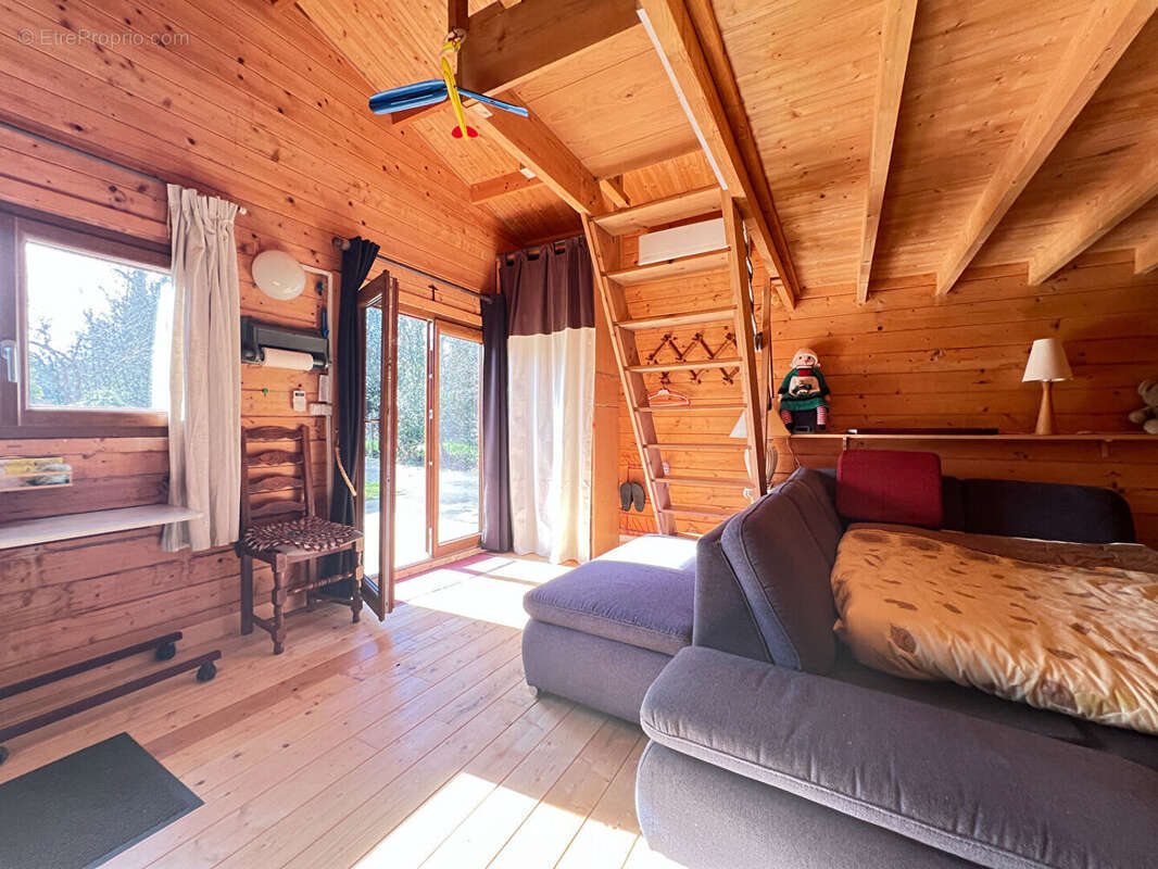 Maison à LES MATHES