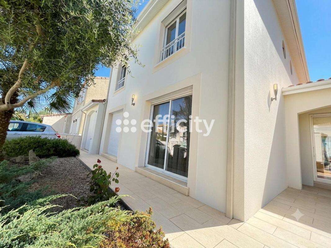 Maison 155 m² à Merignac  - photo 15