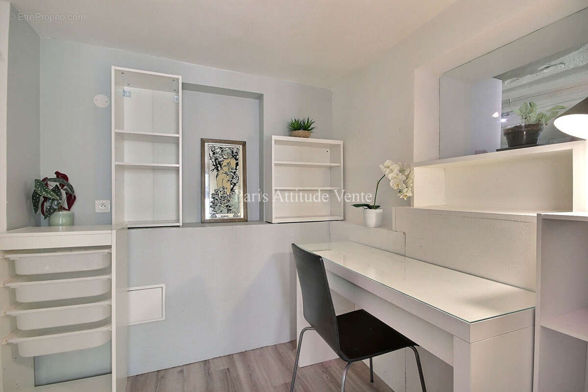 Appartement à PARIS-2E