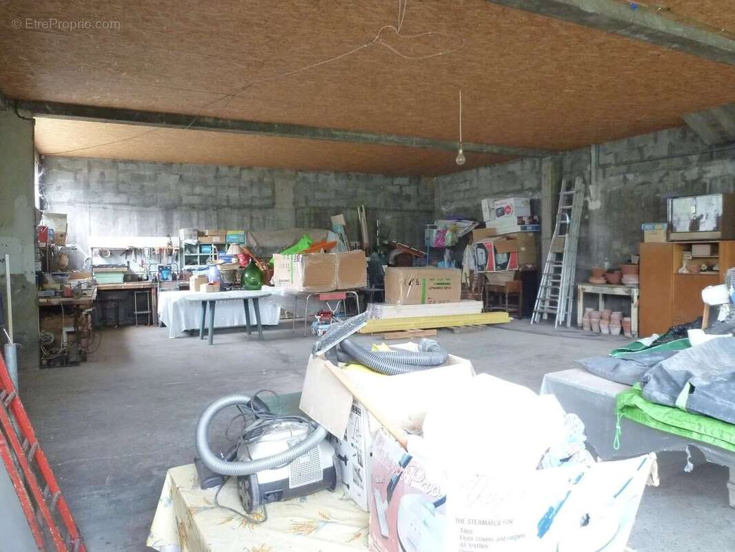 Maison à PUGET-THENIERS