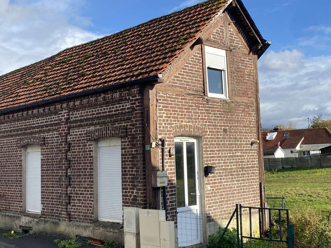 Maison à NESLE-NORMANDEUSE