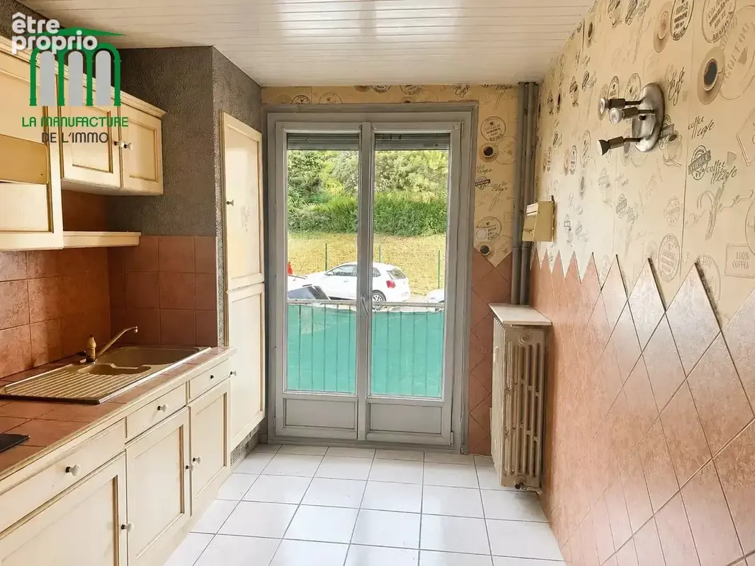 Appartement F4 3 chambres et balcon - photo 4