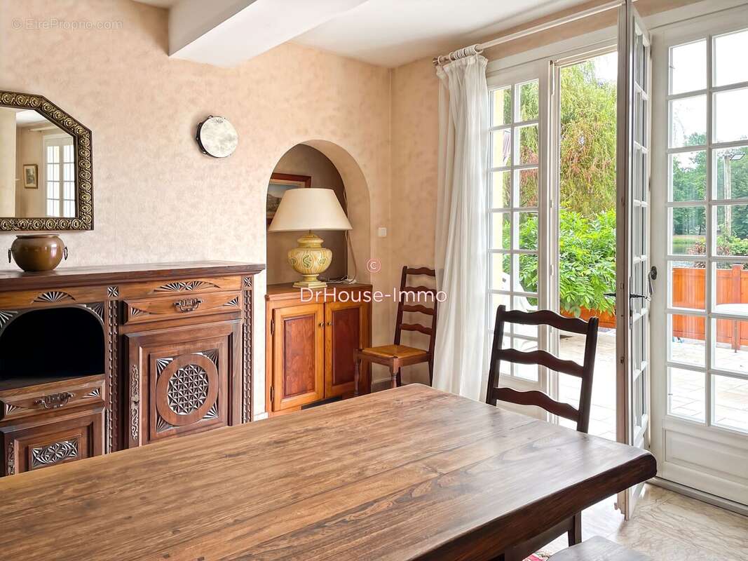 Maison à BEAULIEU-SUR-DORDOGNE