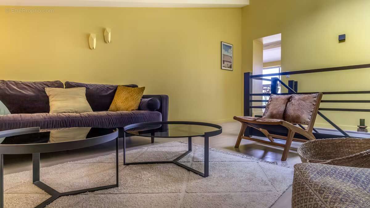 A Peyriac de mer,  maison + appartement, vue étangs. - photo 9