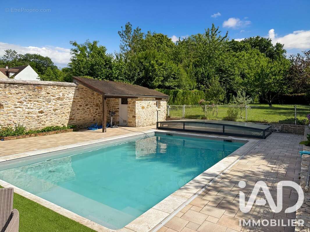 Maison 153 m² à Maincy  - photo 6