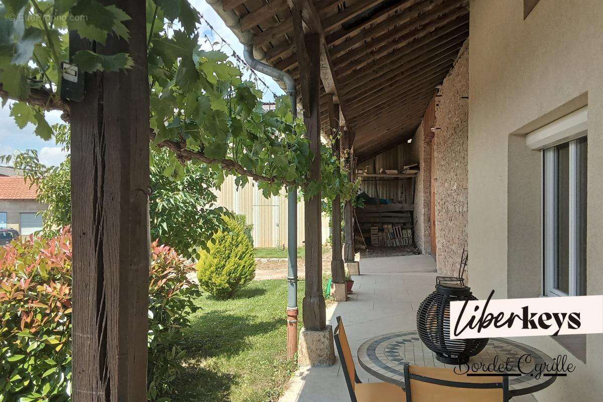 Maison à SAINT-BENIGNE